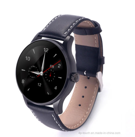 Fashionable Bluetooth Intelligent Watch with IP54 Waterproof 