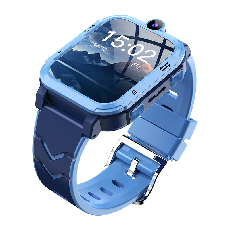 China factory IP67 waterproof wearable digital child smart GPS tracker D32