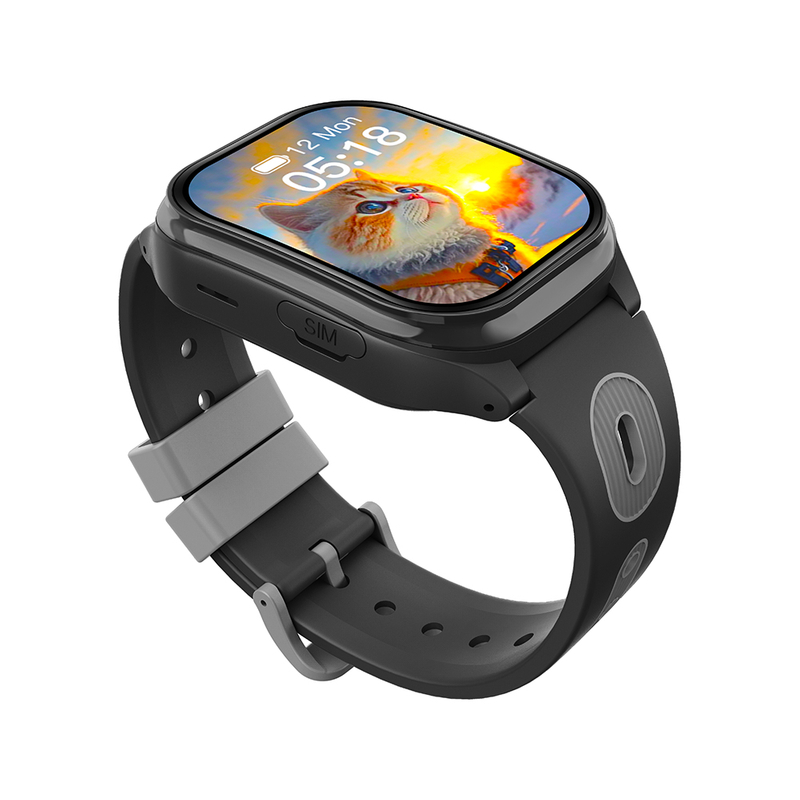 4G IP67 waterproof smart GPS tracker with real time tracking D43